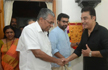 My colour is not saffron, says Kamal Haasan after meeting Kerala CM